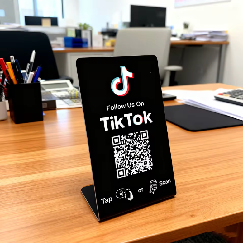 Tarjeta NFC y QR Reseñas Instantáneas